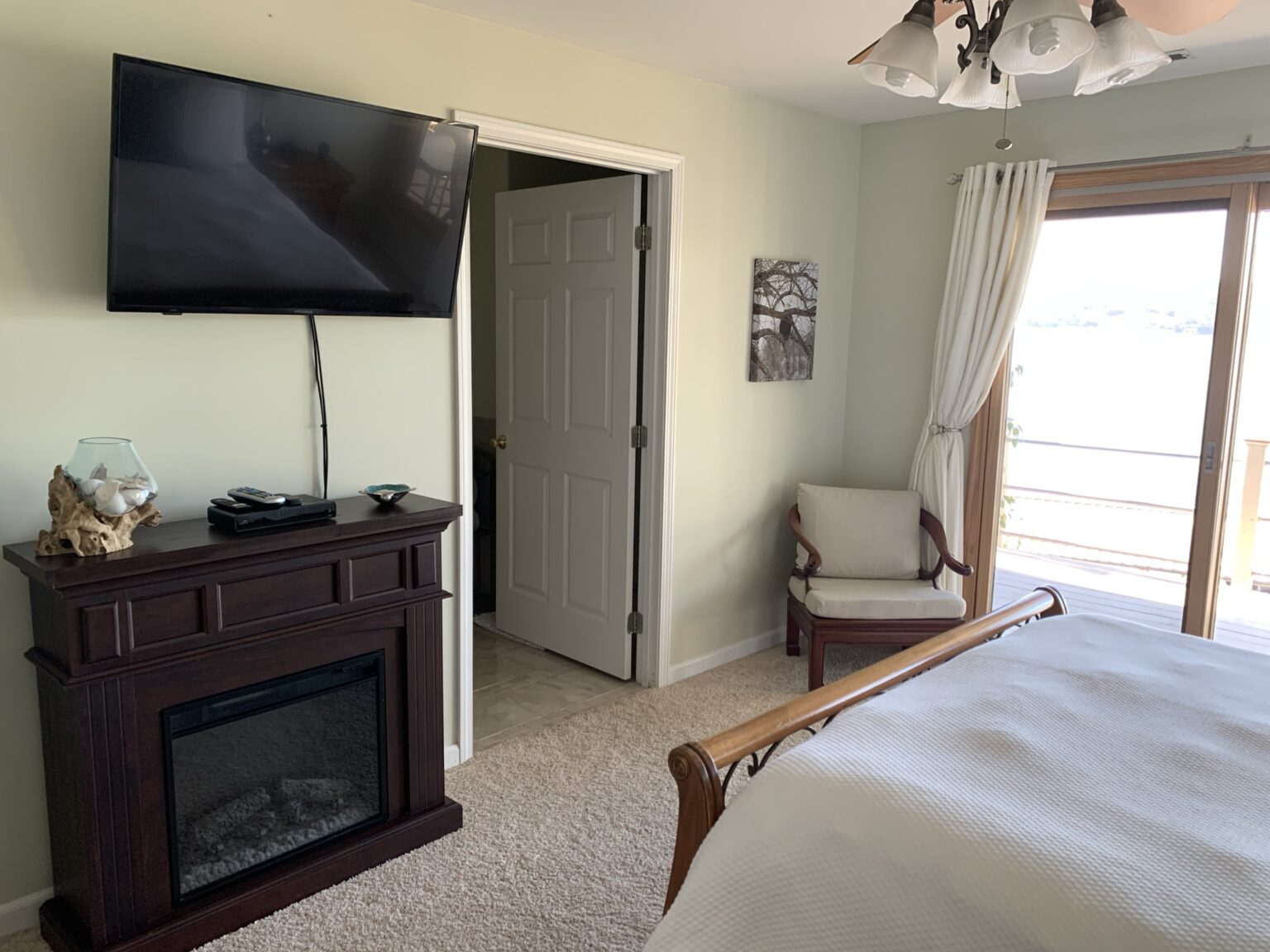 The Tulip Room The Garden House Bed and Breakfast